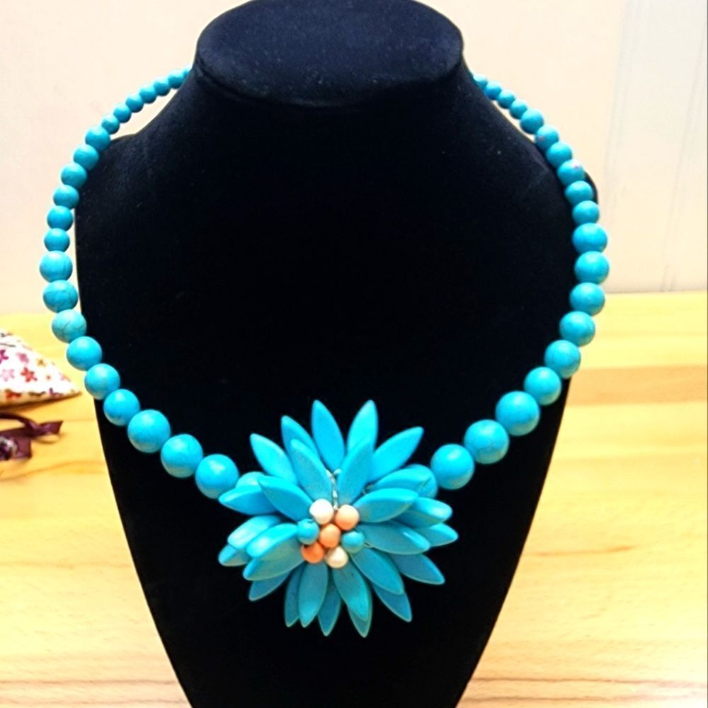 Blue Beaded Necklace Chunky Flower Statement 17"